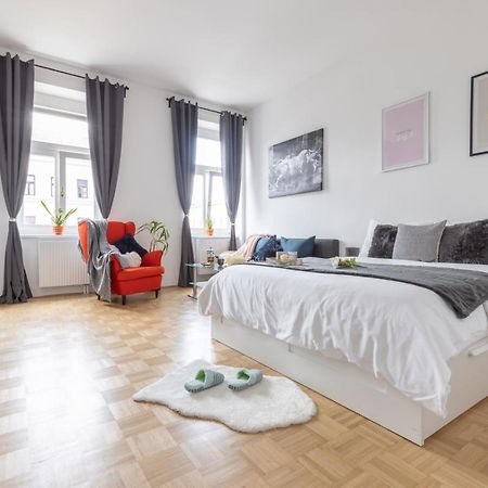 Yeshello Vienna Central Station Apartment Екстериор снимка