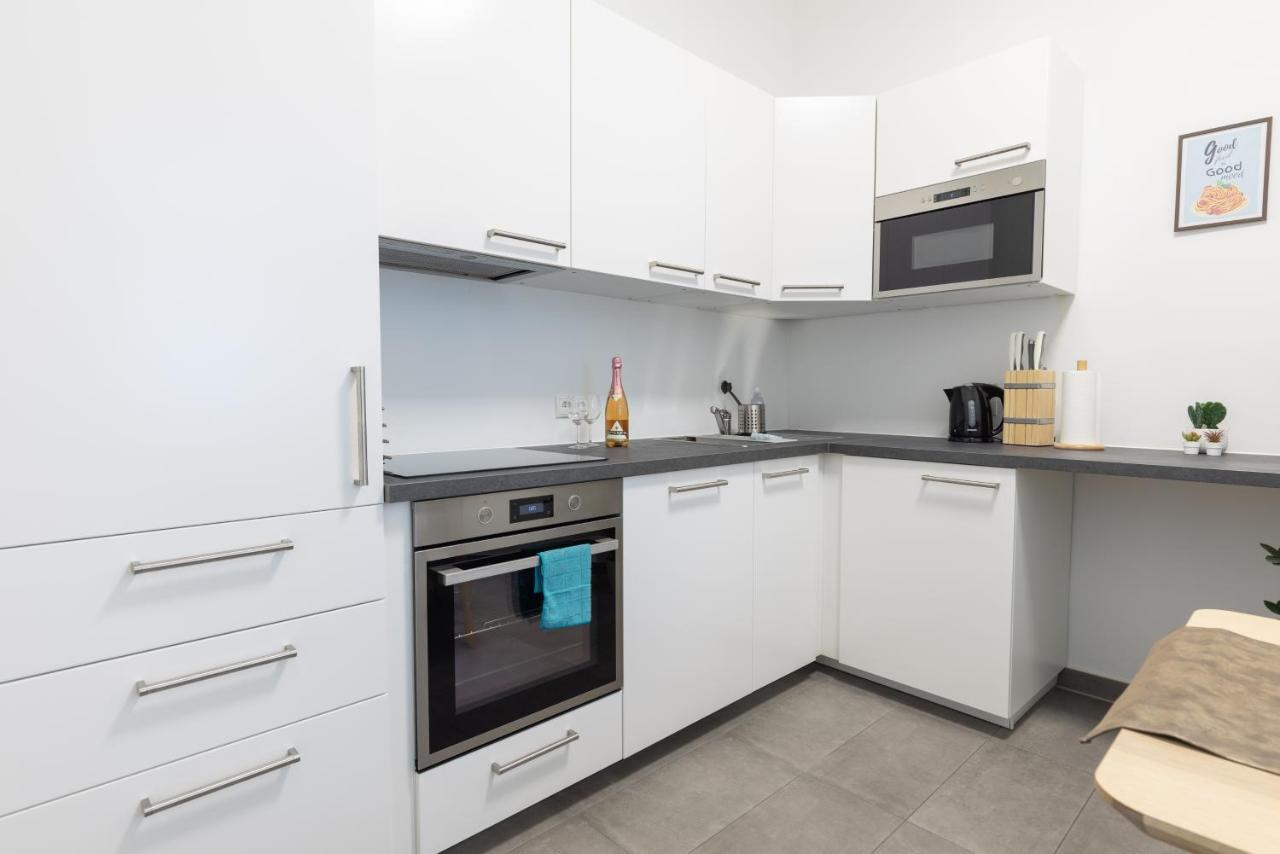 Yeshello Vienna Central Station Apartment Екстериор снимка